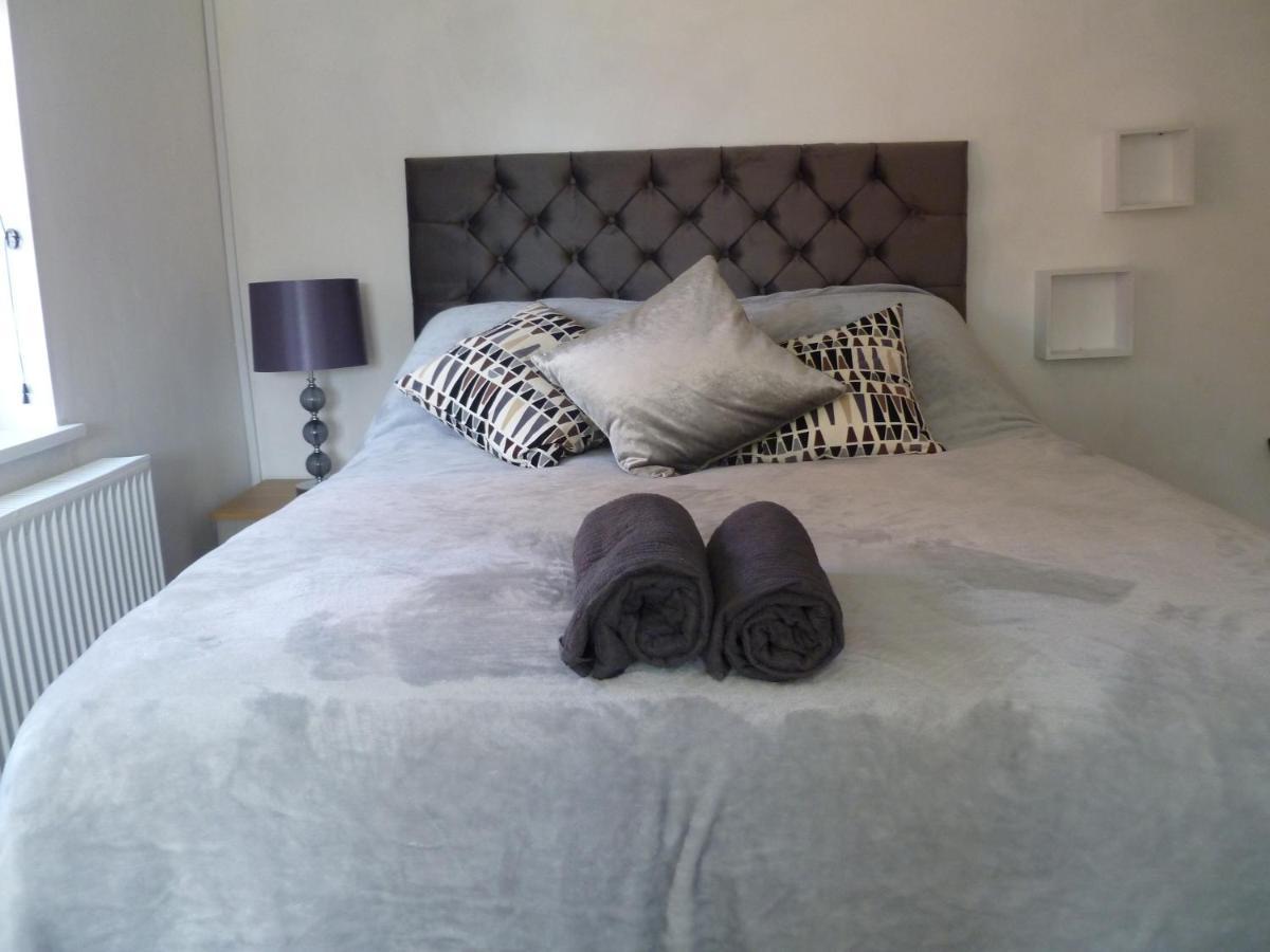 Cosy And Peaceful Maisonette With Terrace, Kidderminster Exterior photo
